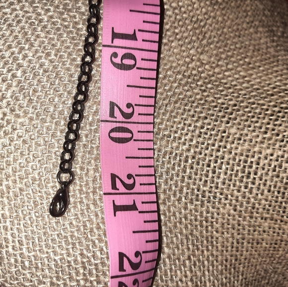 (💋2 for $15💋) - Picture 3 of 4